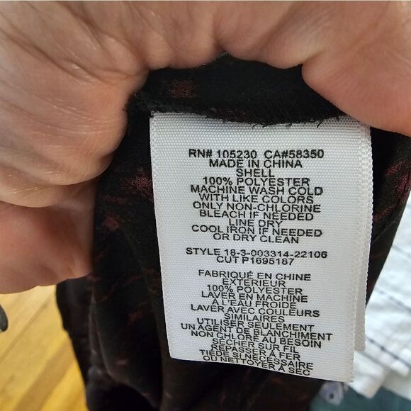 JOIE Gloria Pleated Black Diamond Print Blouse Size Small Women's - Picture 6 of 8